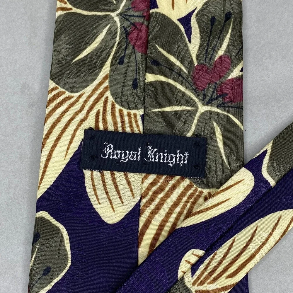 VTG Royal Knight Floral Hibiscus Tie Mens Purple Gold Tropical Island 56x4